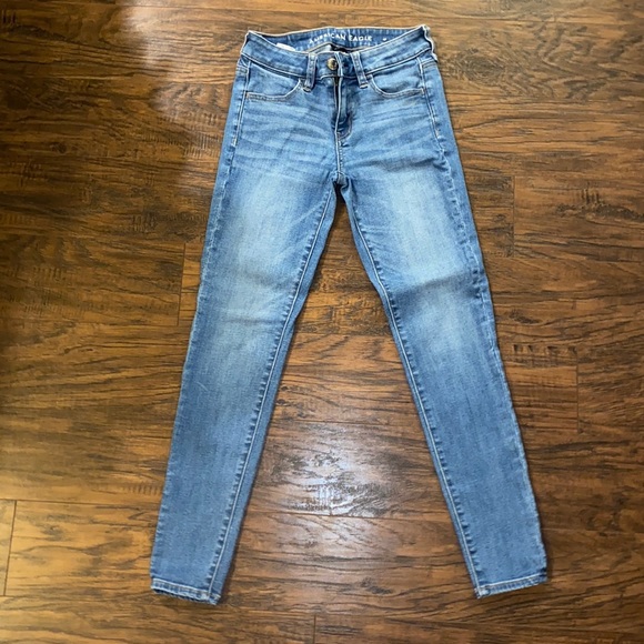 American Eagle Size 0 Short Jeans - Picture 5 of 5